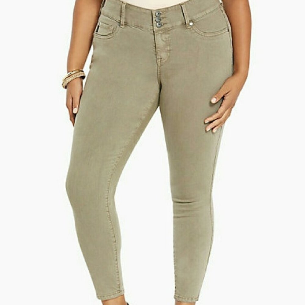 Torrid Jegging/Stretch Skinny Jeans in Sand - 16S